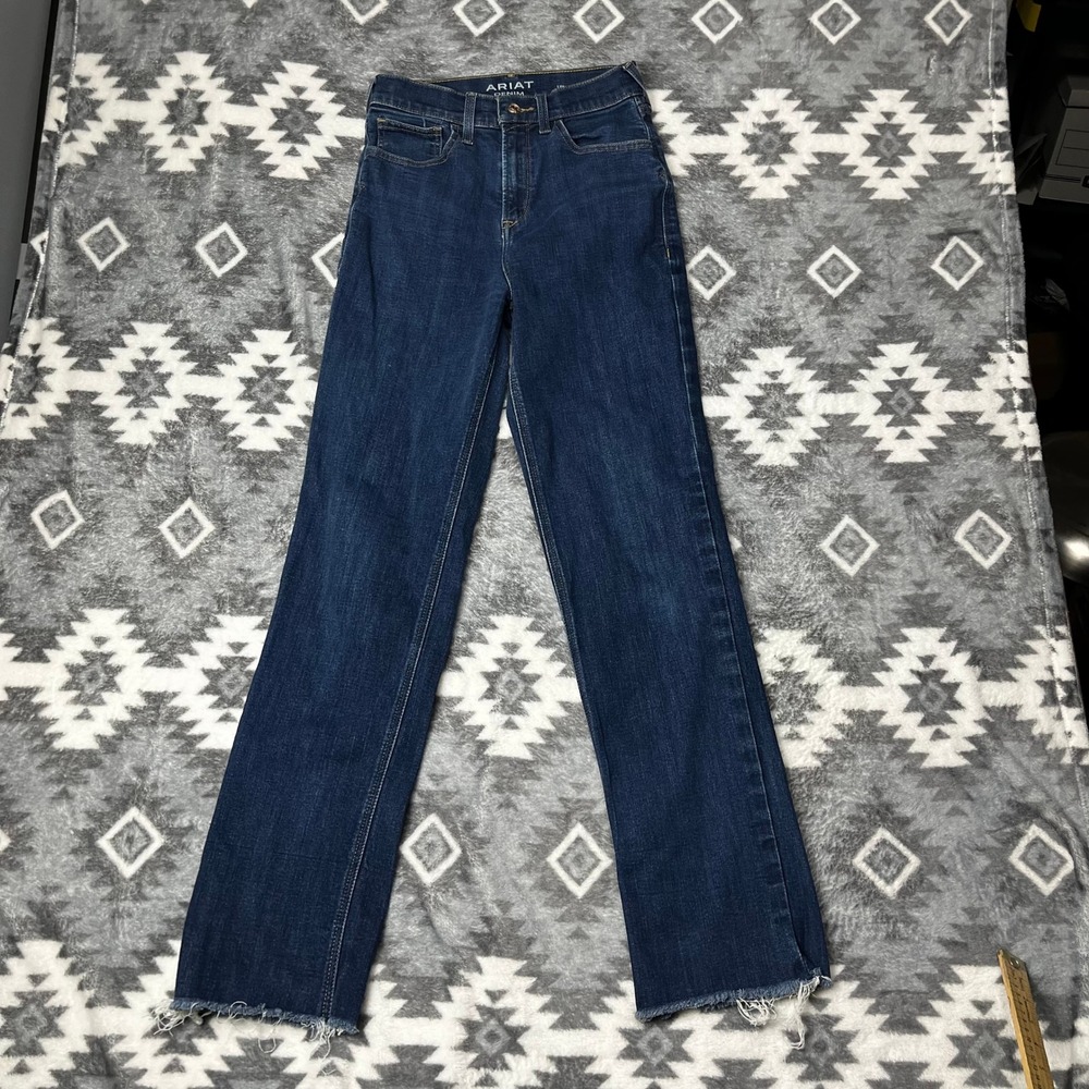 Ariat Jazmine Ultra High Rise Relaxed Straight Crop Jean Rinse 27R 10044358